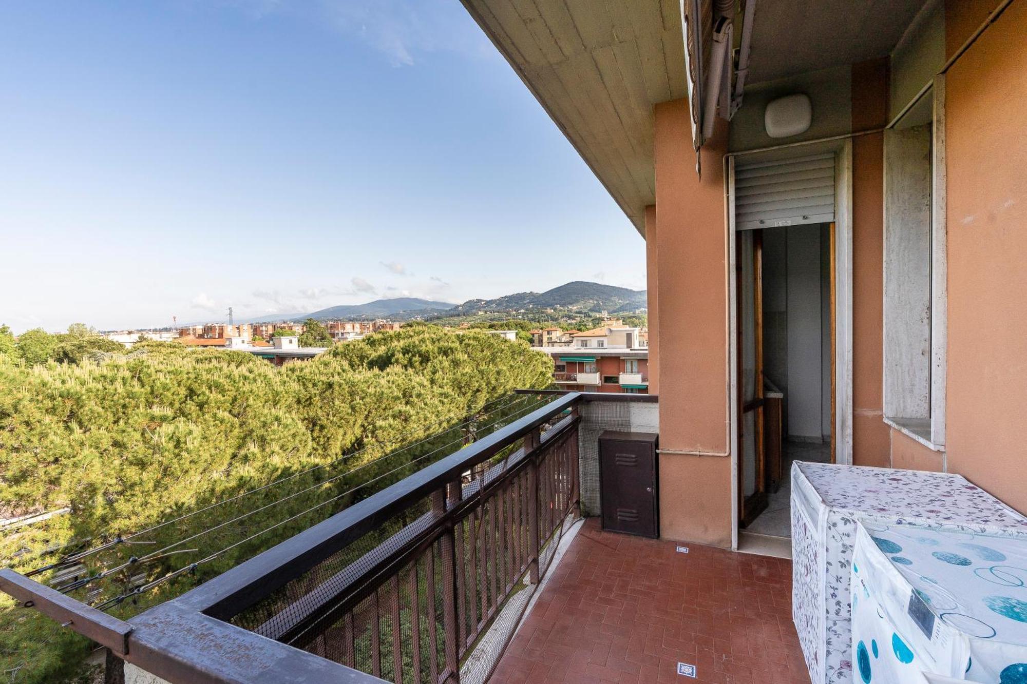 Varlungo Charming With Terrace Apartment Florenz