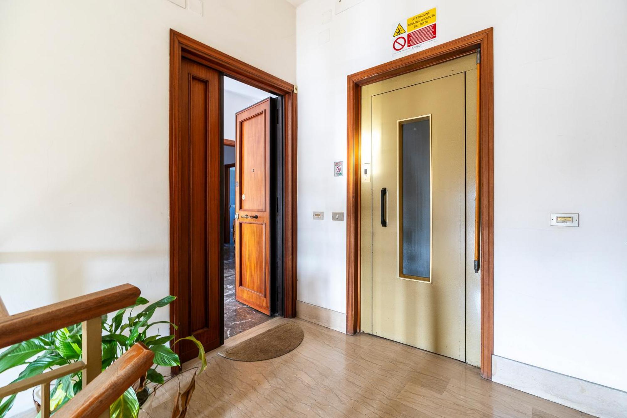 Varlungo Charming With Terrace Appartement *